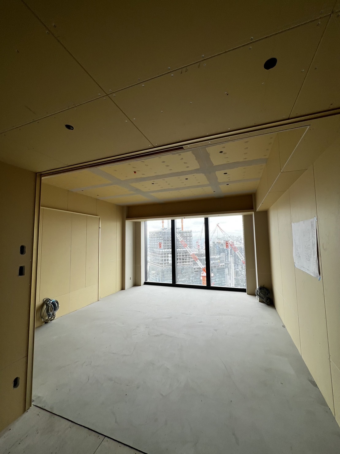 マンション内装工事の下地仕上げ前